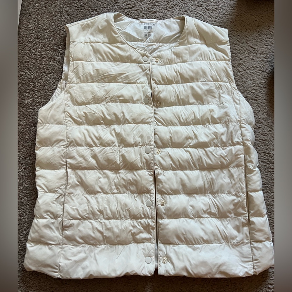 Uniqlo Puffer Vest